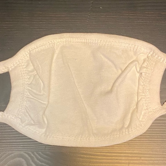 🟣NY Yankees Face Mask🟣💲4.99 Shipping PROMO!! - Picture 2 of 6